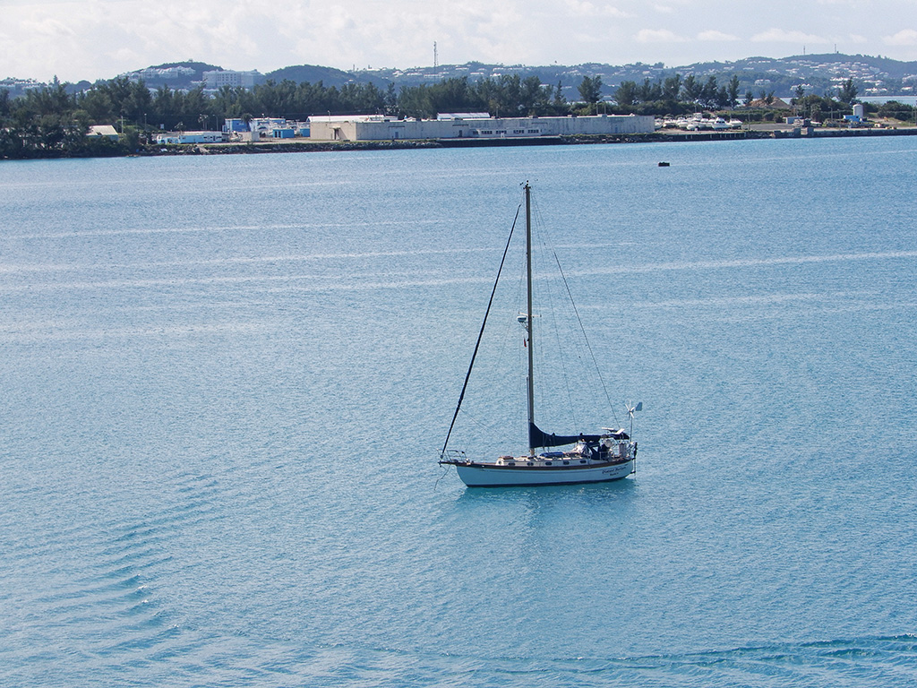 Distant Horizon Anchored in Convict Bay