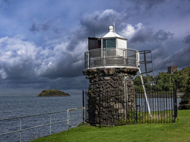 Dunollie Stone Lighthouse